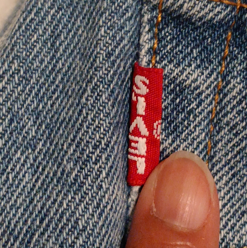 Levi's 501 Jeans - Picture 3 of 5